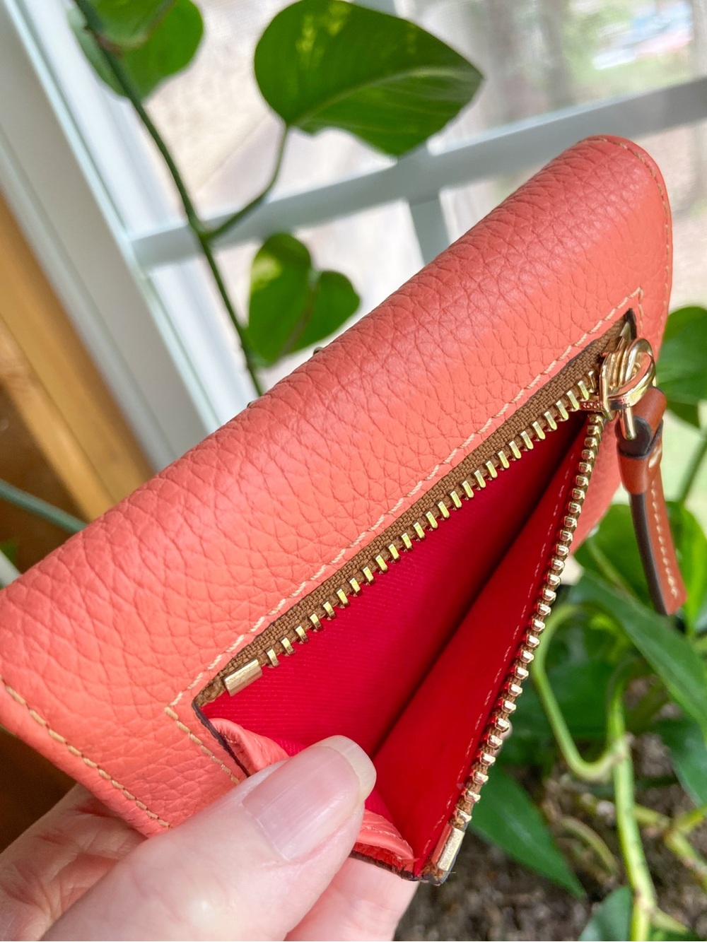 Dooney & Bourke Coral Pink Pebbled Leather Small Trifold Flap Wallet Minimalist - Picture 9 of 16